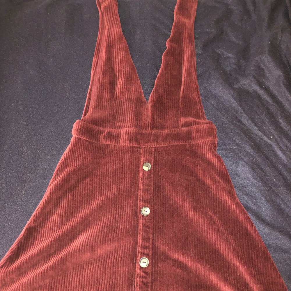 HP 🎉 Burgundy Overalls Skirt - Picture 8 of 13